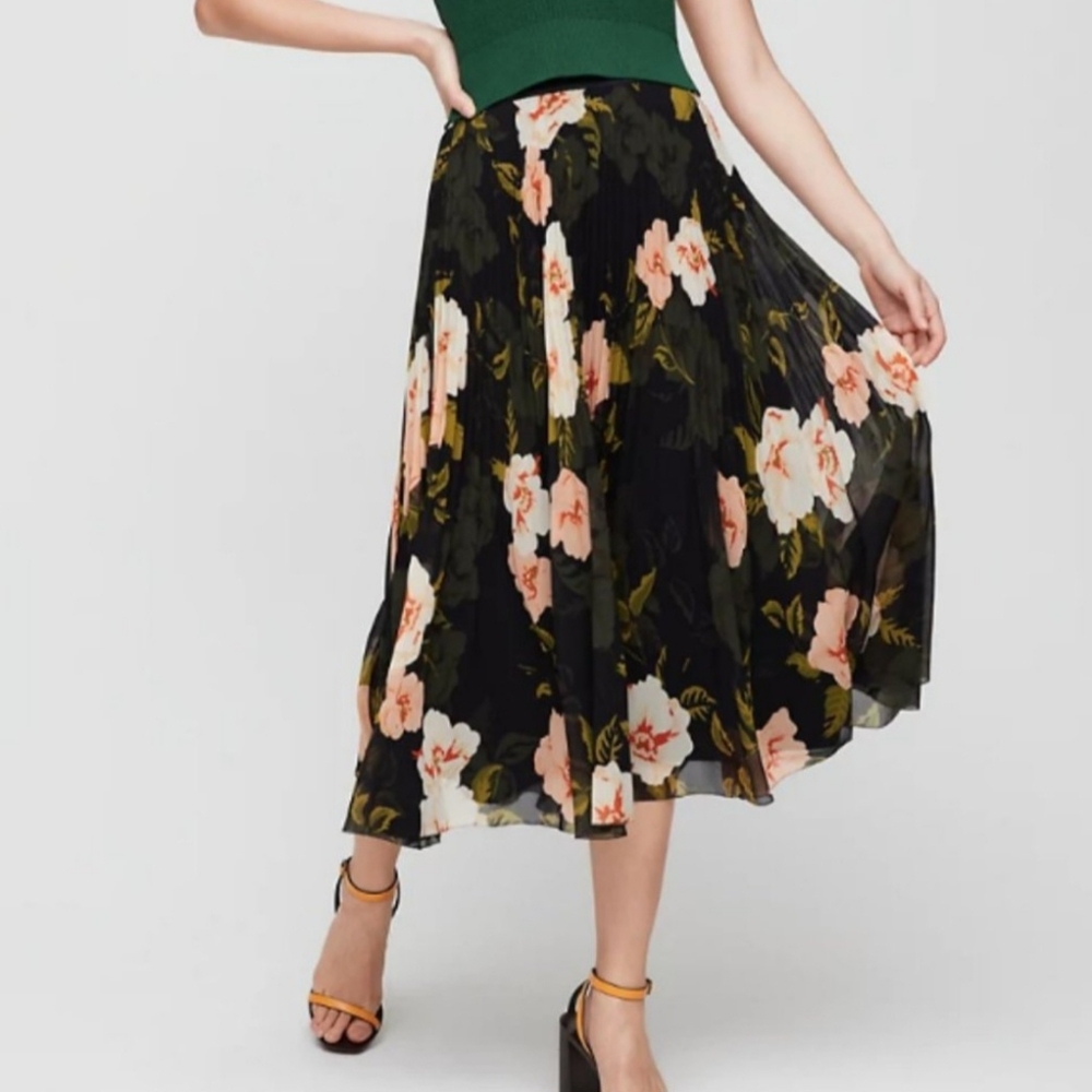 ARITZIA WILFRED Terre Pleated Floral Skirt